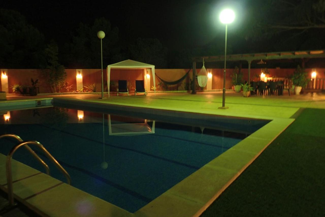 Villa Buganvilla Elche Exterior foto